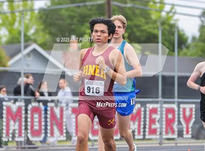 Thumbnail 2 in Bryan Bradley Viking Track Classic (1600m) photogallery.