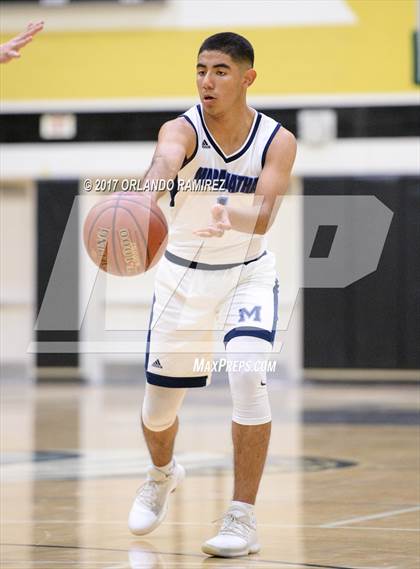 Thumbnail 2 in Maranatha Christian vs Preuss UCSD (Grossmont Winter Classic) photogallery.