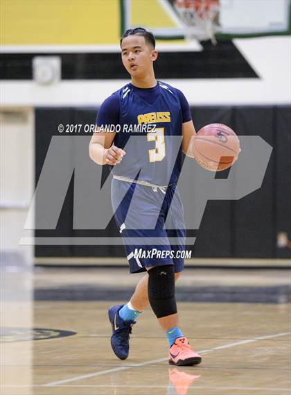 Thumbnail 2 in Maranatha Christian vs Preuss UCSD (Grossmont Winter Classic) photogallery.
