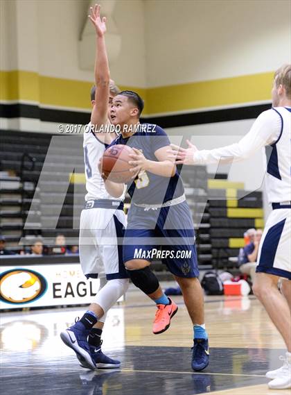 Thumbnail 1 in Maranatha Christian vs Preuss UCSD (Grossmont Winter Classic) photogallery.