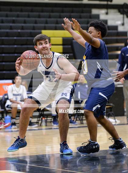 Thumbnail 3 in Maranatha Christian vs Preuss UCSD (Grossmont Winter Classic) photogallery.