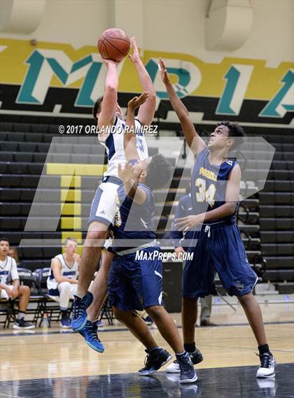 Thumbnail 1 in Maranatha Christian vs Preuss UCSD (Grossmont Winter Classic) photogallery.