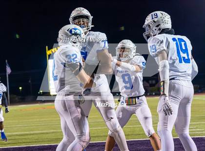 Thumbnail 1 in Midlothian vs Coronado (UIL 5A D1 Area Playoff)  photogallery.