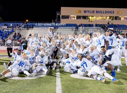 Thumbnail 2 in Midlothian vs Coronado (UIL 5A D1 Area Playoff)  photogallery.