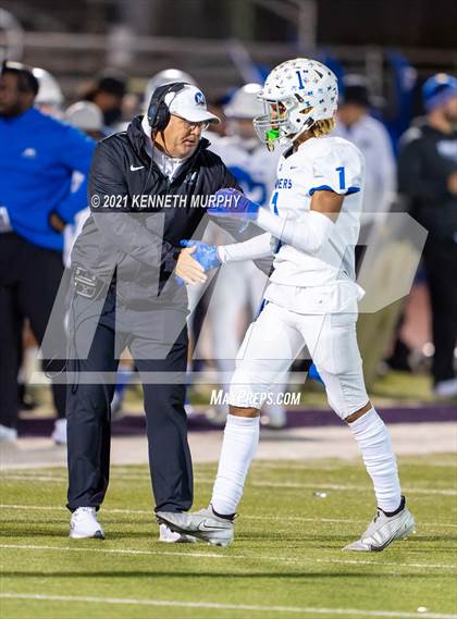 Thumbnail 1 in Midlothian vs Coronado (UIL 5A D1 Area Playoff)  photogallery.