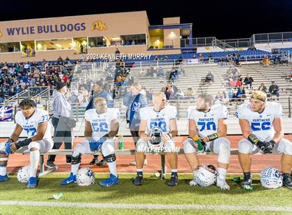 Thumbnail 1 in Midlothian vs Coronado (UIL 5A D1 Area Playoff)  photogallery.