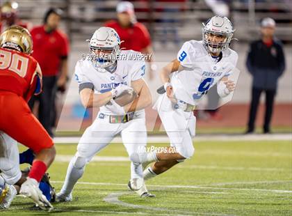 Thumbnail 3 in Midlothian vs Coronado (UIL 5A D1 Area Playoff)  photogallery.