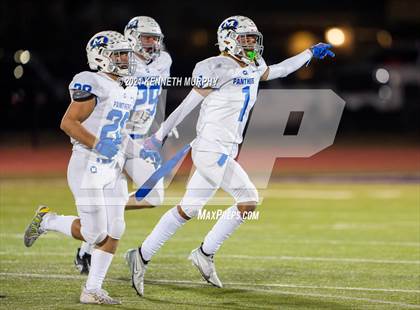 Thumbnail 2 in Midlothian vs Coronado (UIL 5A D1 Area Playoff)  photogallery.