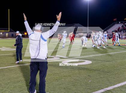 Thumbnail 3 in Midlothian vs Coronado (UIL 5A D1 Area Playoff)  photogallery.