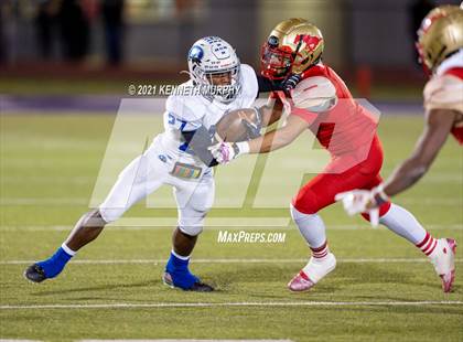 Thumbnail 3 in Midlothian vs Coronado (UIL 5A D1 Area Playoff)  photogallery.