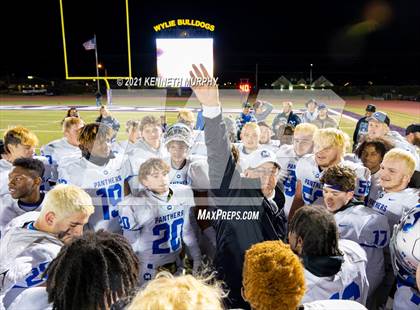 Thumbnail 3 in Midlothian vs Coronado (UIL 5A D1 Area Playoff)  photogallery.