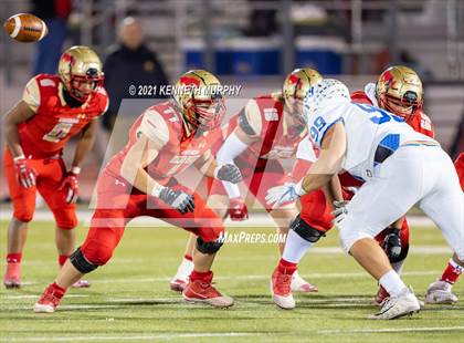 Thumbnail 1 in Midlothian vs Coronado (UIL 5A D1 Area Playoff)  photogallery.
