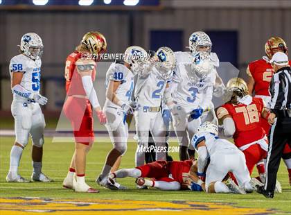 Thumbnail 1 in Midlothian vs Coronado (UIL 5A D1 Area Playoff)  photogallery.