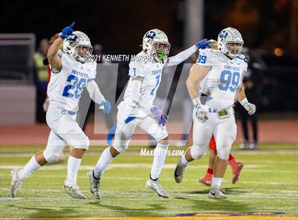 Thumbnail 3 in Midlothian vs Coronado (UIL 5A D1 Area Playoff)  photogallery.