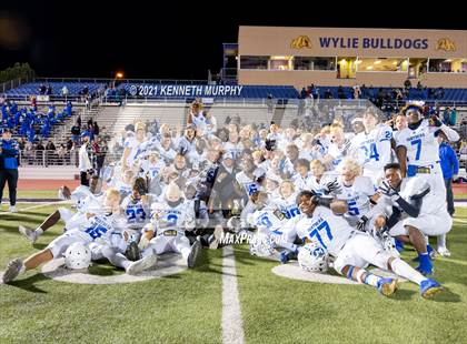 Thumbnail 1 in Midlothian vs Coronado (UIL 5A D1 Area Playoff)  photogallery.