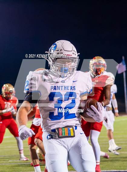 Thumbnail 3 in Midlothian vs Coronado (UIL 5A D1 Area Playoff)  photogallery.