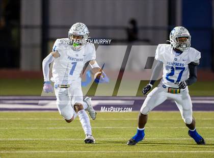Thumbnail 1 in Midlothian vs Coronado (UIL 5A D1 Area Playoff)  photogallery.