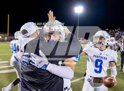 Thumbnail 3 in Midlothian vs Coronado (UIL 5A D1 Area Playoff)  photogallery.