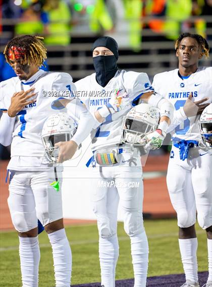 Thumbnail 2 in Midlothian vs Coronado (UIL 5A D1 Area Playoff)  photogallery.