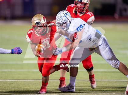 Thumbnail 3 in Midlothian vs Coronado (UIL 5A D1 Area Playoff)  photogallery.