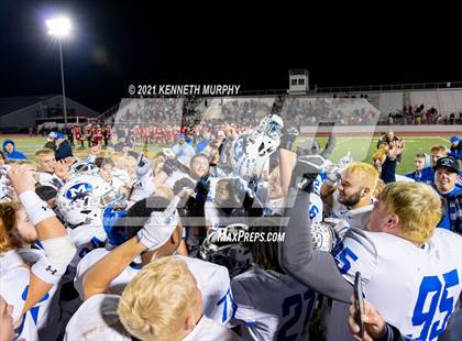 Thumbnail 2 in Midlothian vs Coronado (UIL 5A D1 Area Playoff)  photogallery.