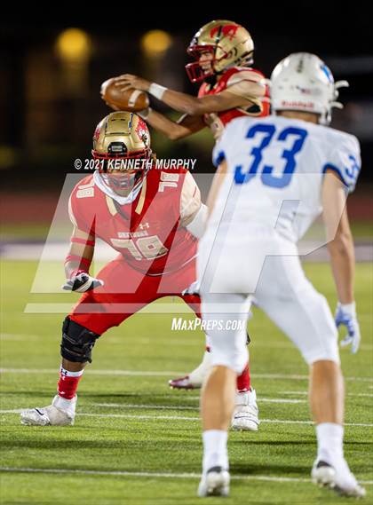 Thumbnail 1 in Midlothian vs Coronado (UIL 5A D1 Area Playoff)  photogallery.