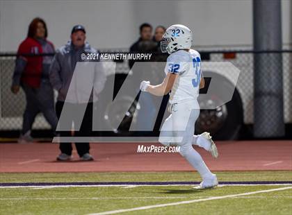 Thumbnail 2 in Midlothian vs Coronado (UIL 5A D1 Area Playoff)  photogallery.