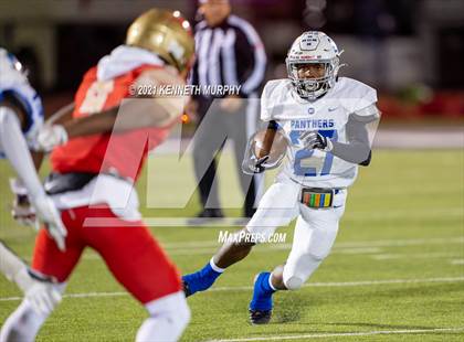 Thumbnail 3 in Midlothian vs Coronado (UIL 5A D1 Area Playoff)  photogallery.