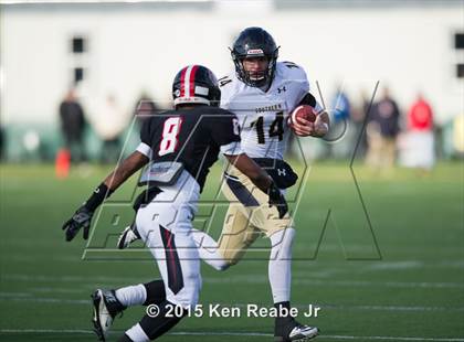 Thumbnail 3 in Aliquippa vs. Southern Columbia Area (PIAA Class AA Final) photogallery.
