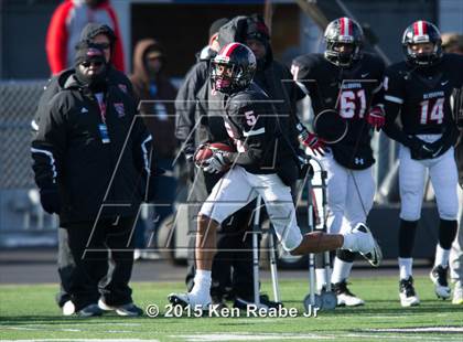 Thumbnail 1 in Aliquippa vs. Southern Columbia Area (PIAA Class AA Final) photogallery.