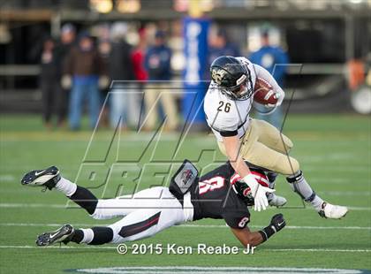 Thumbnail 3 in Aliquippa vs. Southern Columbia Area (PIAA Class AA Final) photogallery.
