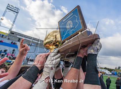 Thumbnail 1 in Aliquippa vs. Southern Columbia Area (PIAA Class AA Final) photogallery.