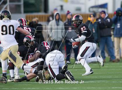 Thumbnail 1 in Aliquippa vs. Southern Columbia Area (PIAA Class AA Final) photogallery.