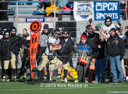 Thumbnail 3 in Aliquippa vs. Southern Columbia Area (PIAA Class AA Final) photogallery.