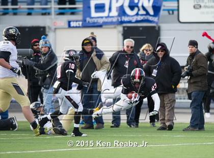 Thumbnail 1 in Aliquippa vs. Southern Columbia Area (PIAA Class AA Final) photogallery.