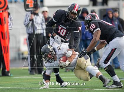 Thumbnail 2 in Aliquippa vs. Southern Columbia Area (PIAA Class AA Final) photogallery.