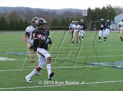 Thumbnail 3 in Aliquippa vs. Southern Columbia Area (PIAA Class AA Final) photogallery.