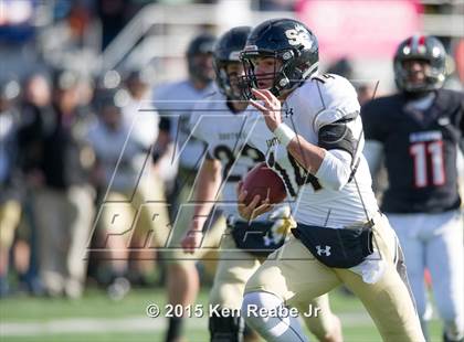 Thumbnail 3 in Aliquippa vs. Southern Columbia Area (PIAA Class AA Final) photogallery.