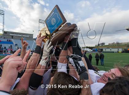 Thumbnail 2 in Aliquippa vs. Southern Columbia Area (PIAA Class AA Final) photogallery.