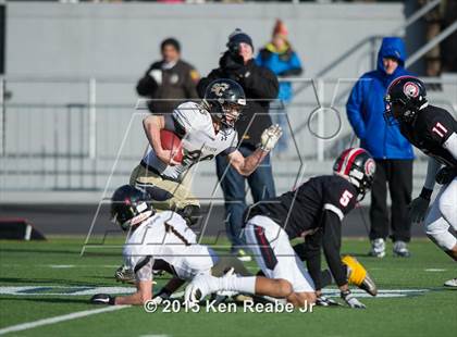 Thumbnail 2 in Aliquippa vs. Southern Columbia Area (PIAA Class AA Final) photogallery.