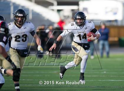Thumbnail 1 in Aliquippa vs. Southern Columbia Area (PIAA Class AA Final) photogallery.