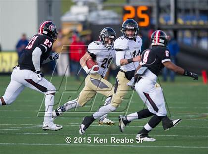 Thumbnail 3 in Aliquippa vs. Southern Columbia Area (PIAA Class AA Final) photogallery.