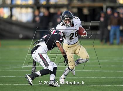 Thumbnail 2 in Aliquippa vs. Southern Columbia Area (PIAA Class AA Final) photogallery.