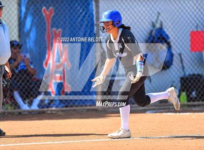 Thumbnail 1 in Pacifica vs. La Habra photogallery.
