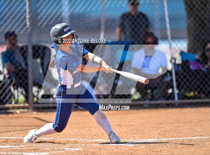 Thumbnail 2 in Pacifica vs. La Habra photogallery.