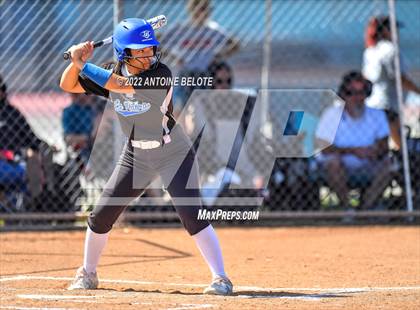 Thumbnail 2 in Pacifica vs. La Habra photogallery.
