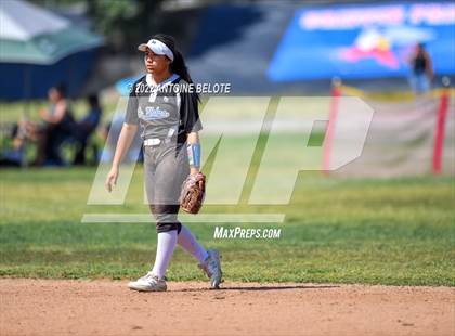 Thumbnail 1 in Pacifica vs. La Habra photogallery.