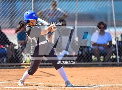 Thumbnail 3 in Pacifica vs. La Habra photogallery.
