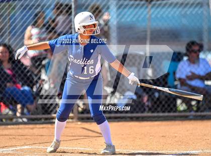 Thumbnail 1 in Pacifica vs. La Habra photogallery.