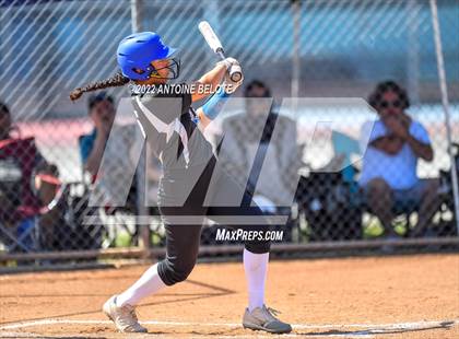Thumbnail 1 in Pacifica vs. La Habra photogallery.